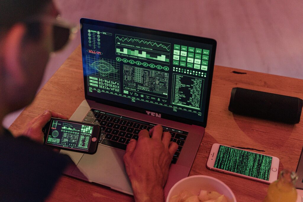 The Top 10 Network Monitoring Software for Real-Time Traffic Analysis in 2025